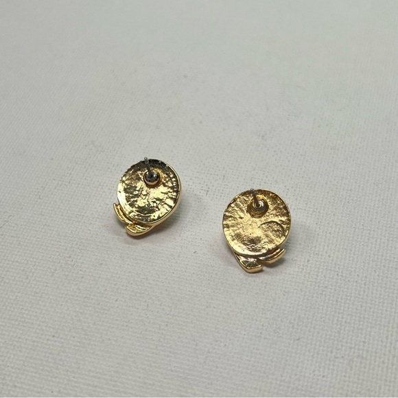 Vintage Gold Tone Faux Domed Pearl Stud Earrings - Picture 5 of 9